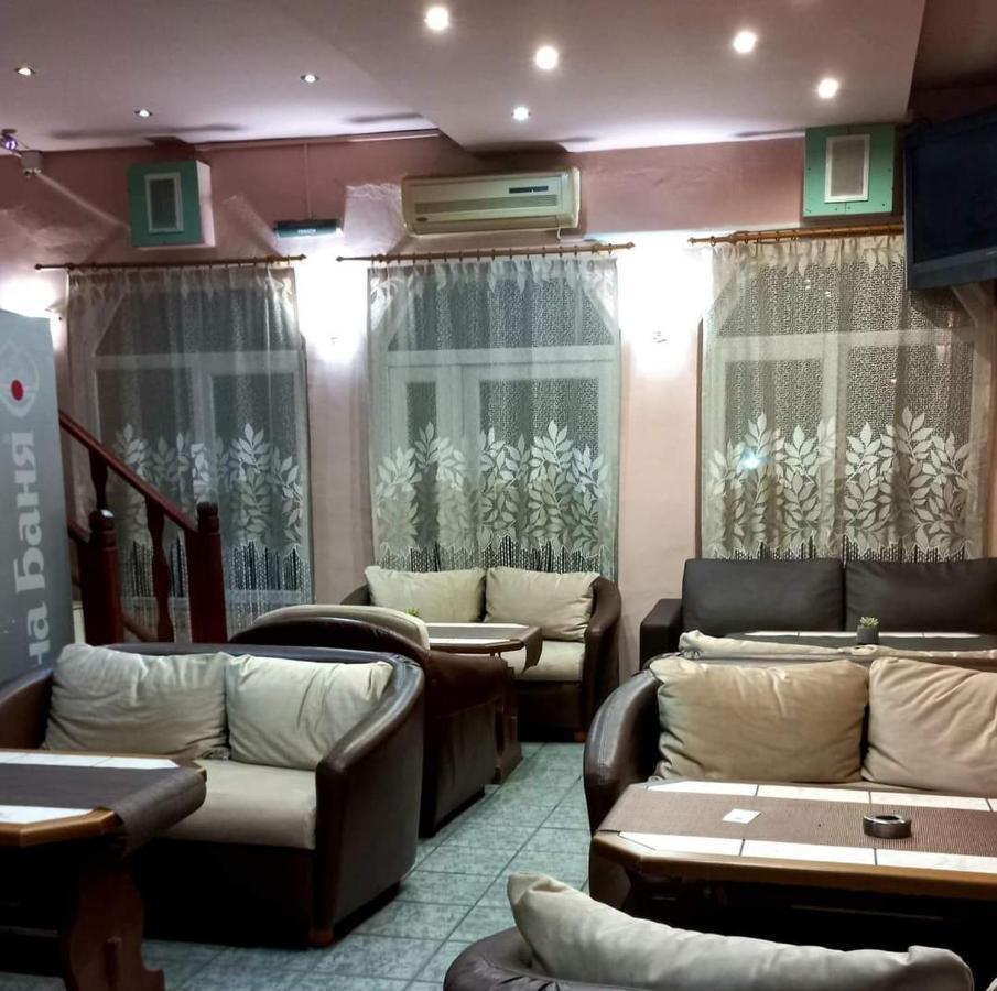 Hostel Šabla Exteriér fotografie